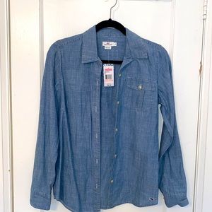 NWT Vineyard Vines Chambray Button-Up